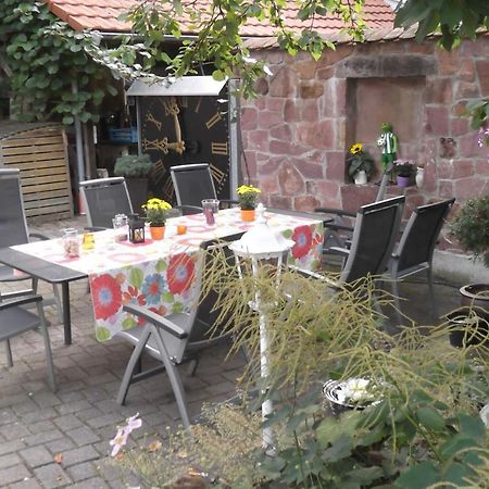 Galerie Über den Gärten Herbolzheim Exterior foto