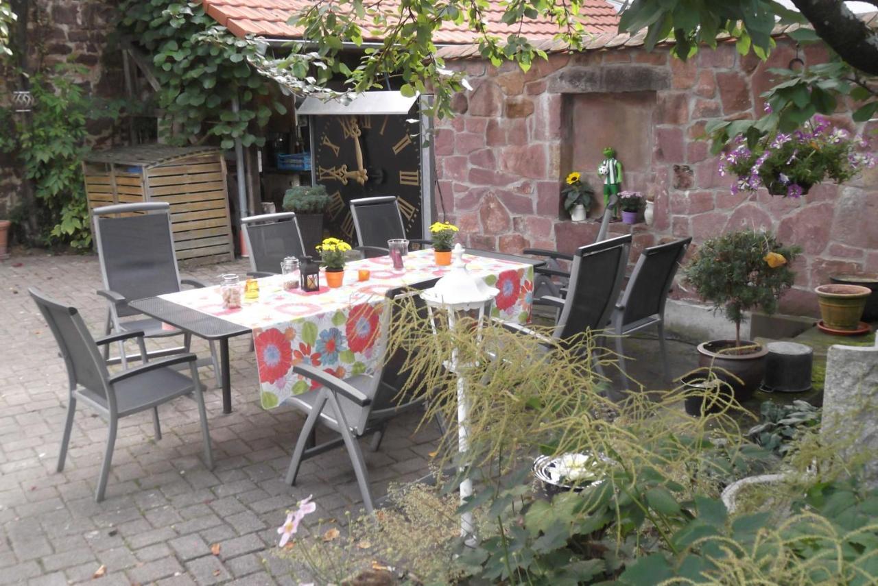 Galerie Über den Gärten Herbolzheim Exterior foto