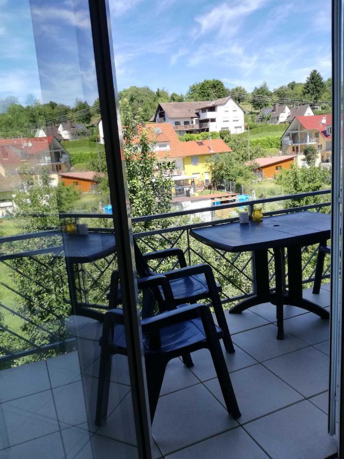 Galerie Über den Gärten Herbolzheim Exterior foto